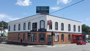  Centennial Inn on Bathurst  Лонсестон